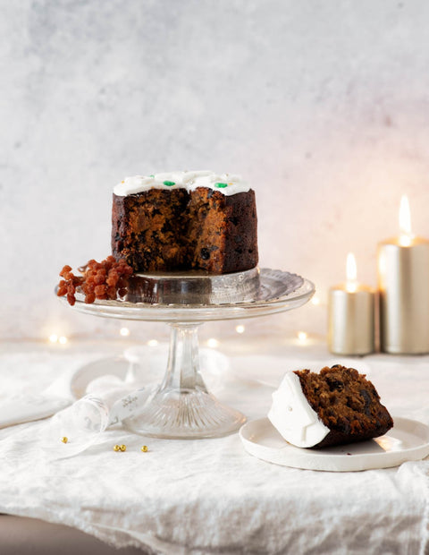 Christmas Cake With Icing